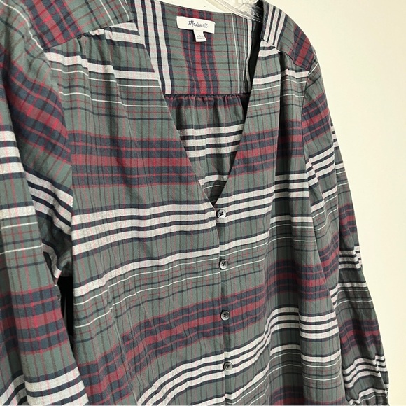 MADEWELL V-Neck Button-Down Shirt in Pineview Plaid | size Large - Picture 7 of 7